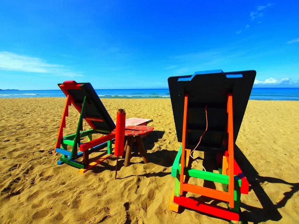 Takatuka Beach Resort Sipalay Exterior photo